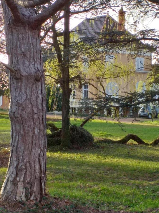 Bed and Breakfast Domaine Berenguer Ouches Екстер'єр фото